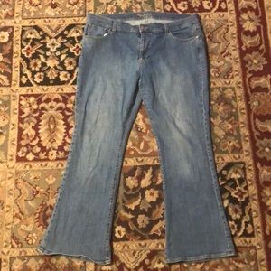 Old Navy sweetheart jeans